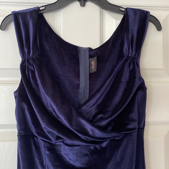Vintage Style Size Large Navy Velvet Dress - Picture 4 of 4